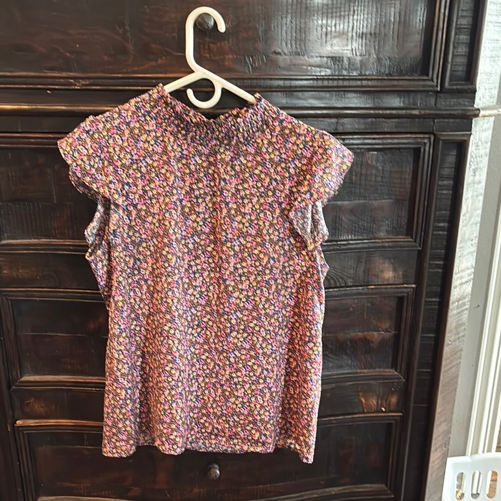 Floral Ruffle Sleeve Women's Top